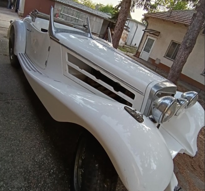 Ein Bild, das Fahrzeug, Landfahrzeug, Rad, draußen enthält.
KI-generierte Inhalte können fehlerhaft sein.